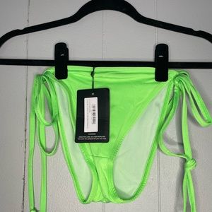 Pretty Little Thing Mic and March Bikini Bottom Size 6